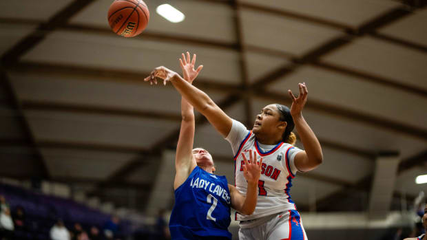Benson Grants Pass 6A Oregon girls basketball quarterfinal 2024 Naji Saker -35
